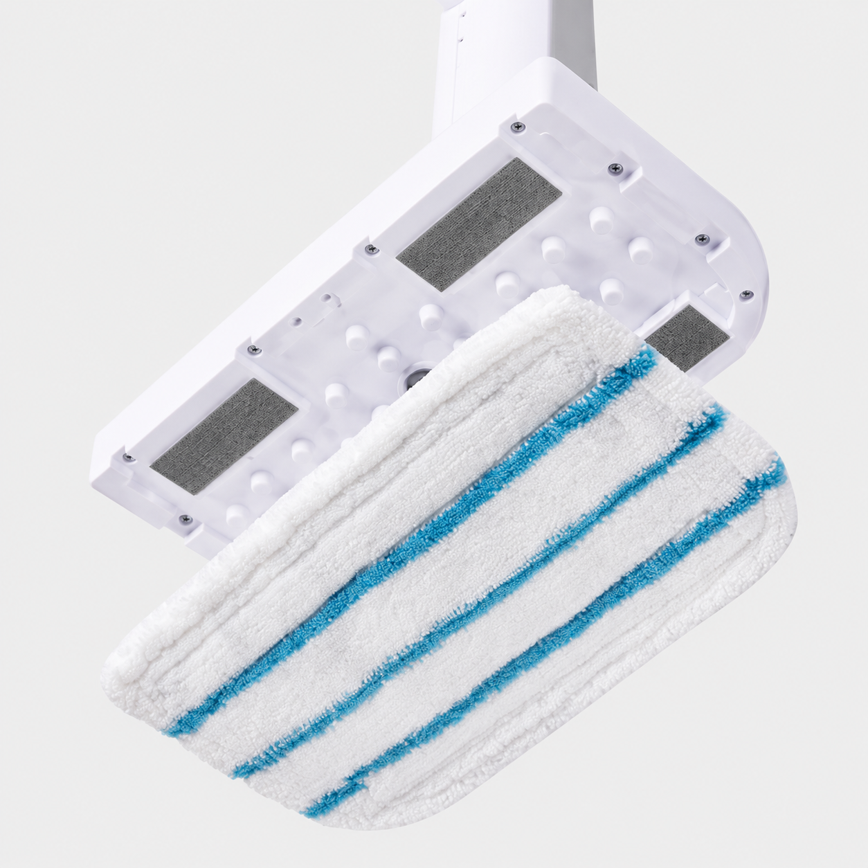 한경희 스팀청소기 HESM-D1500, 바닥 재질과 물통 관리부터 확인하세요 2 한경희 HESM-D1500 헤드의 패드 부착부와 극세사 패드